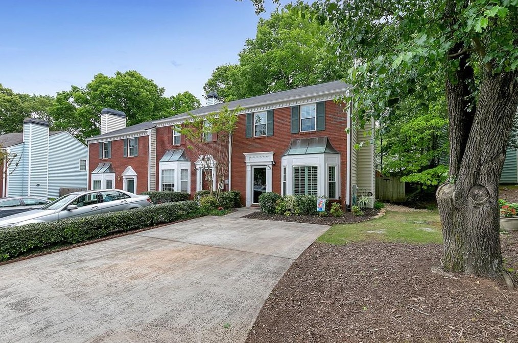 664 Anderson Walk, Marietta, GA 30062-3468
