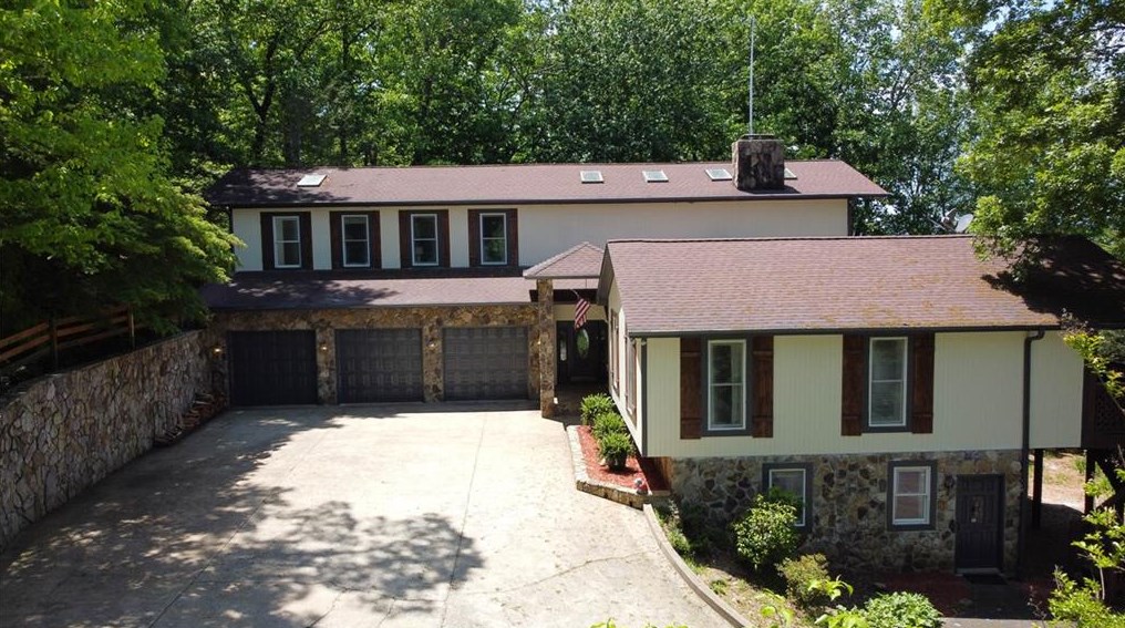 570 Ostrich Dr, Cleveland, GA 30528