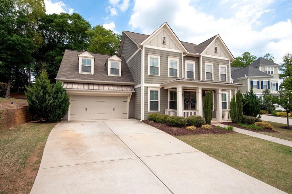 7016 Dove Point Ln, Hoschton, GA 30548-4118