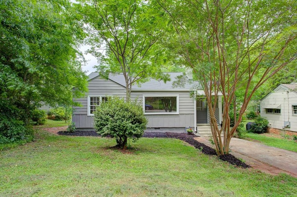 741 Brown Pl, Decatur, GA 30030-3907