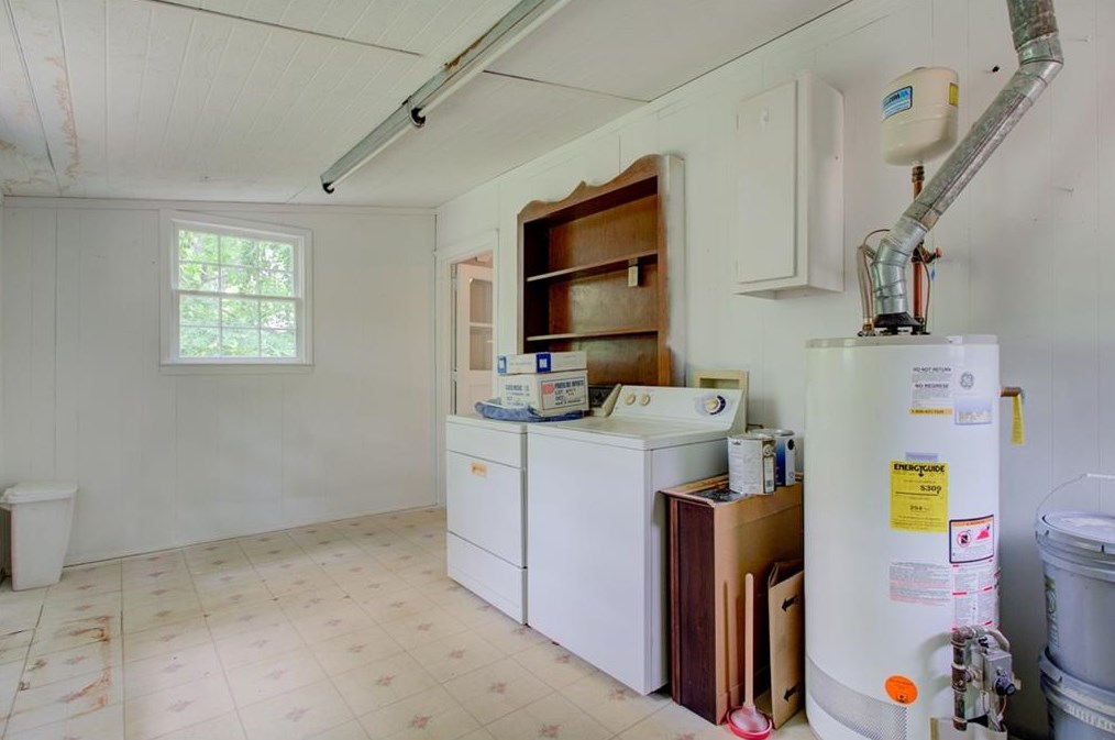 741 Brown Pl, Decatur GA  30030-3907 exterior