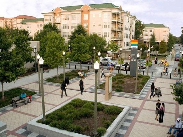 2301 Ferndale Dr, Decatur GA  30030-1408 exterior