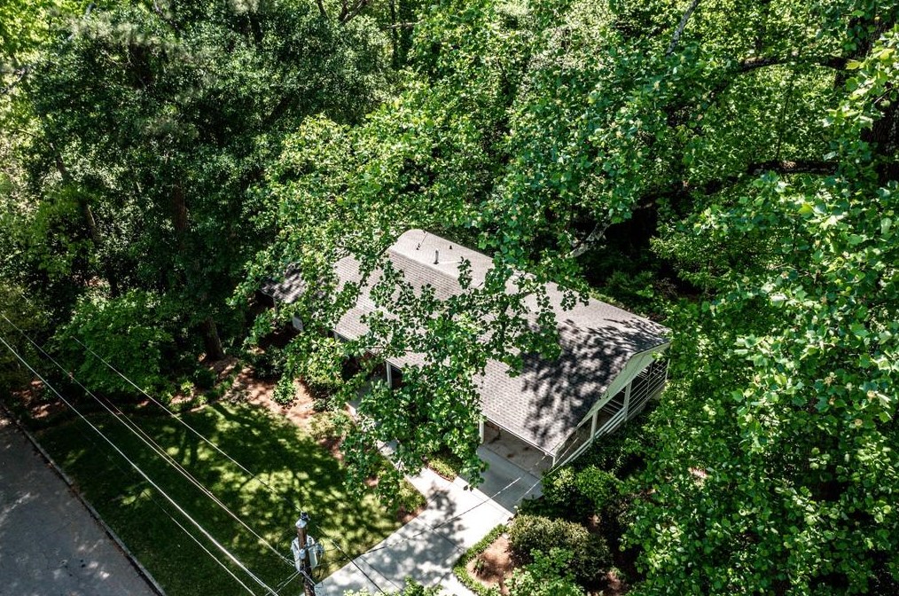 2301 Ferndale Dr, Decatur GA  30030-1408 exterior