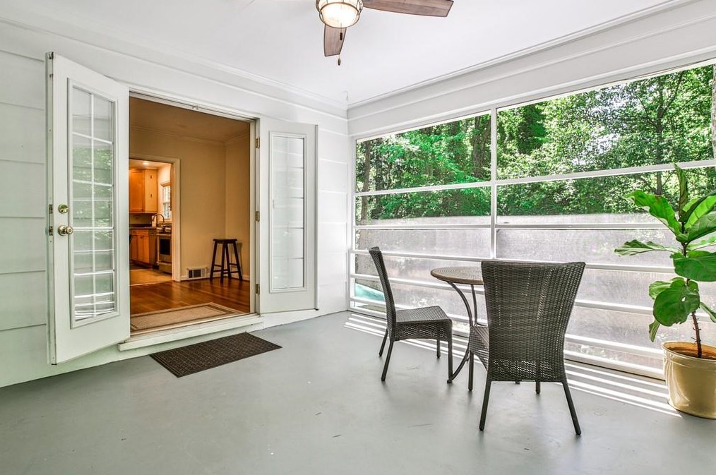 2301 Ferndale Dr, Decatur GA  30030-1408 exterior