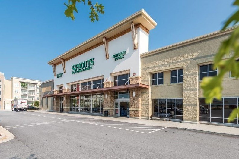 2301 Ferndale Dr, Decatur GA  30030-1408 exterior