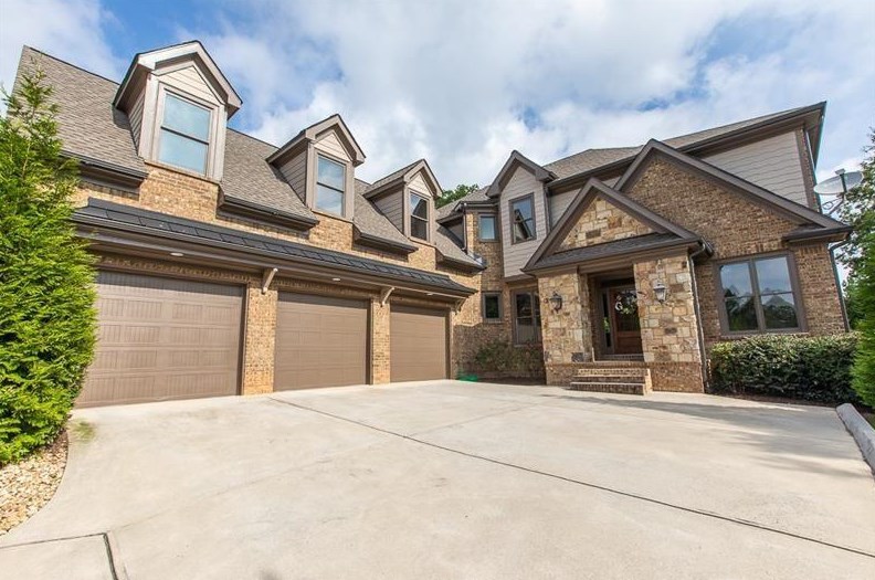 4868 Grandview Ct, Flowery Branch, GA 30542-3536