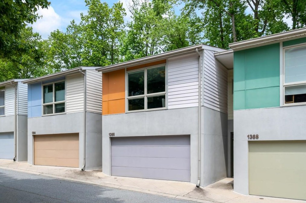 1366 Rietveld Row, Atlanta, GA 30318-4109