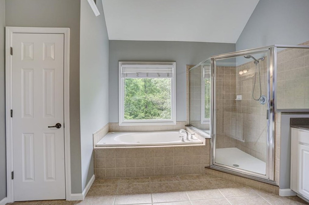 4861 Stone Moss Path, Hoschton GA  30548-1742 exterior