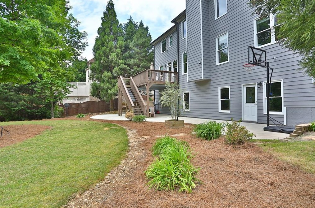 4861 Stone Moss Path, Hoschton GA  30548-1742 exterior