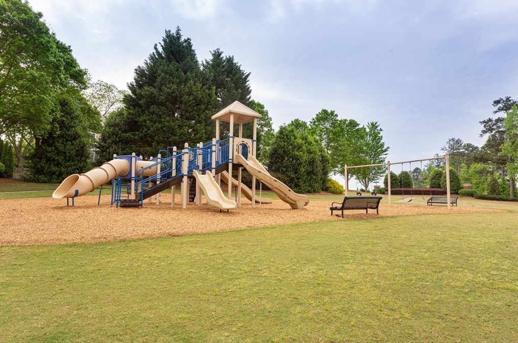 4861 Stone Moss Path, Hoschton GA  30548-1742 exterior