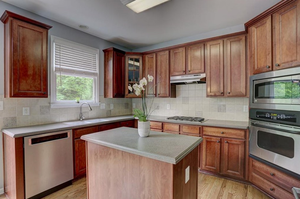 4861 Stone Moss Path, Hoschton GA  30548-1742 exterior