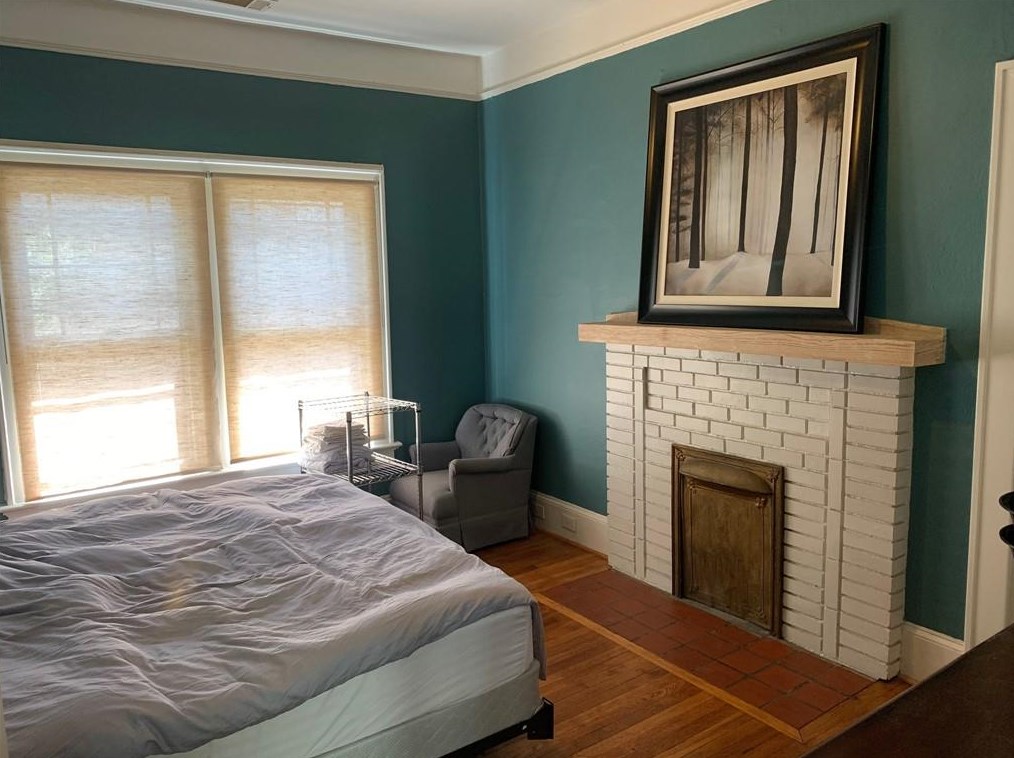 136 Wilton Dr, Decatur GA  30030-5102 exterior