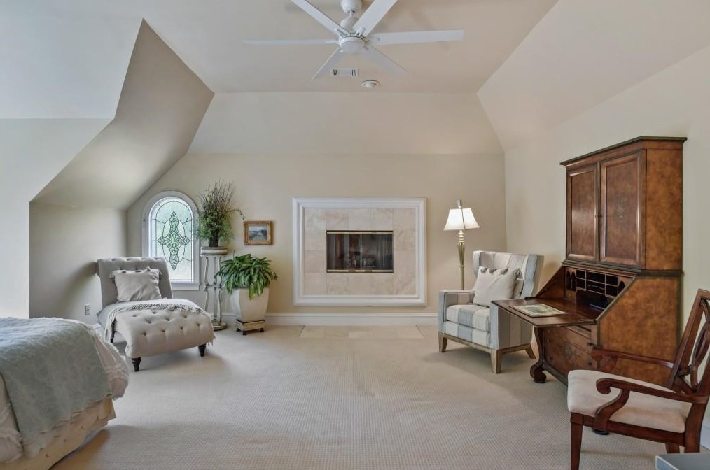 4216 Wieuca Overlook, Atlanta GA  30342-3447 exterior