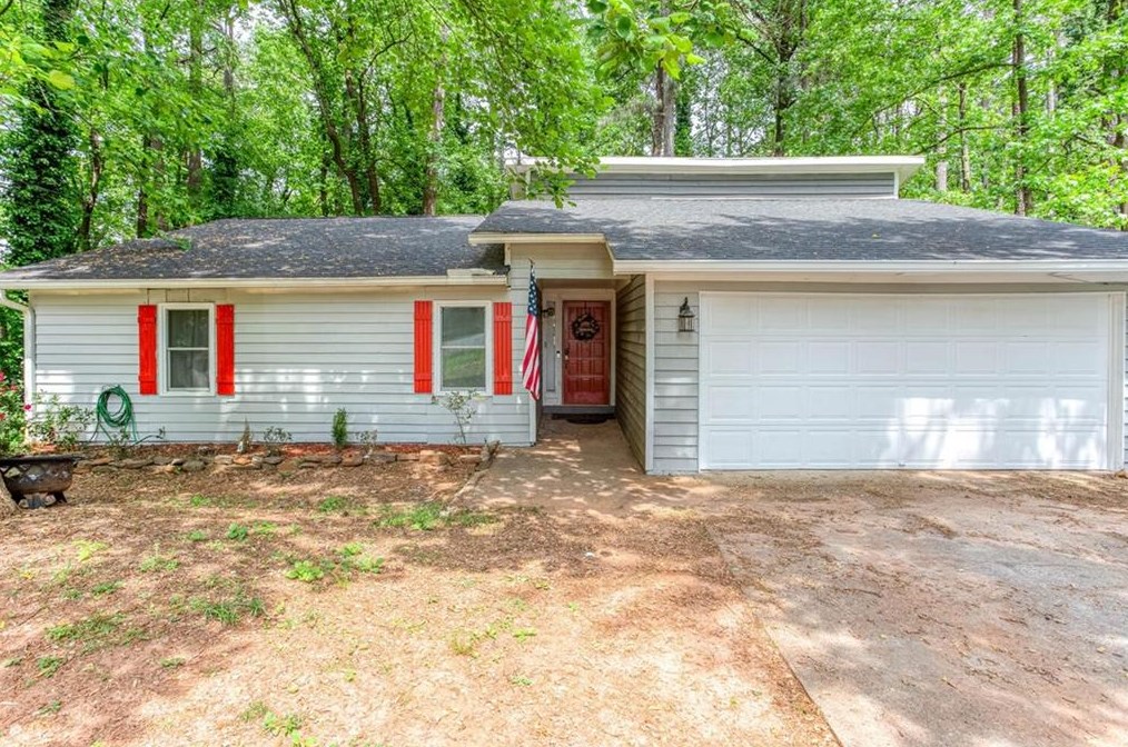 5050 Sioux Cir Nw, Lilburn, GA 30047