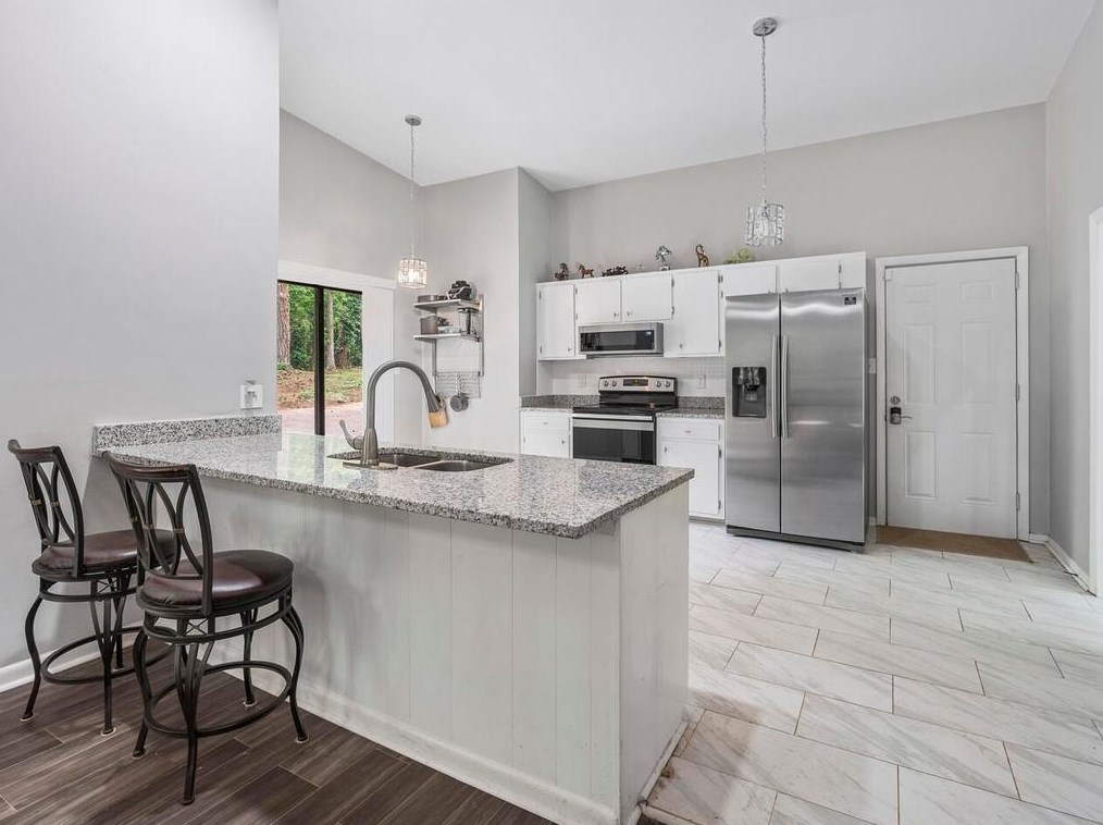 2950 Tejas Trl, Atlanta GA  30331-2814 exterior