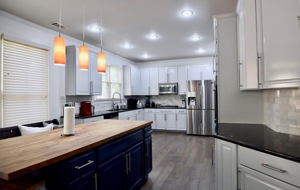 2161 Oakdale Estates Ct, Smyrna GA  30080-7150 exterior