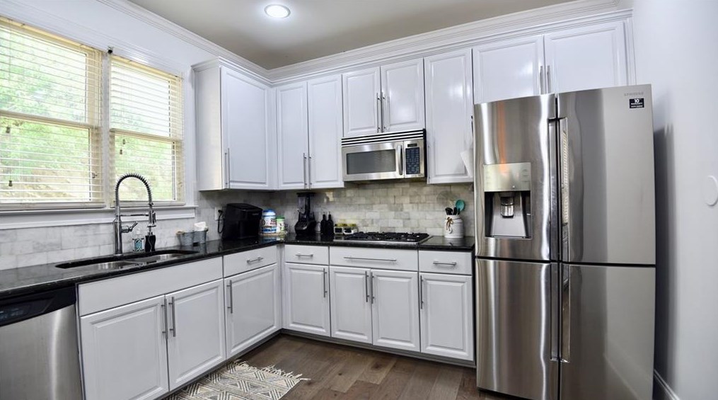 2161 Oakdale Estates Ct, Smyrna GA  30080-7150 exterior