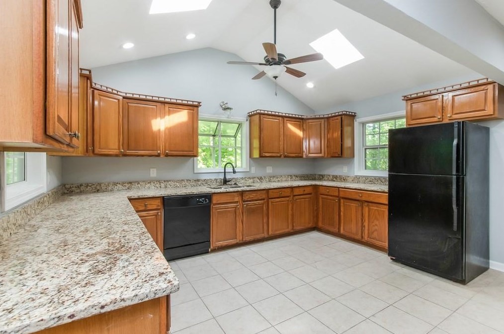 3645 Hershel Pl, Atlanta, GA 30349-1324