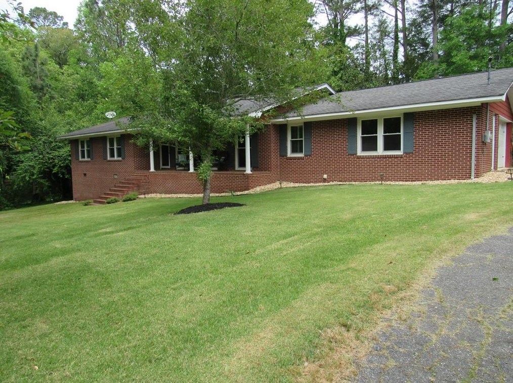 133 Forest Hill Rd, Bowdon, GA 30108-1333