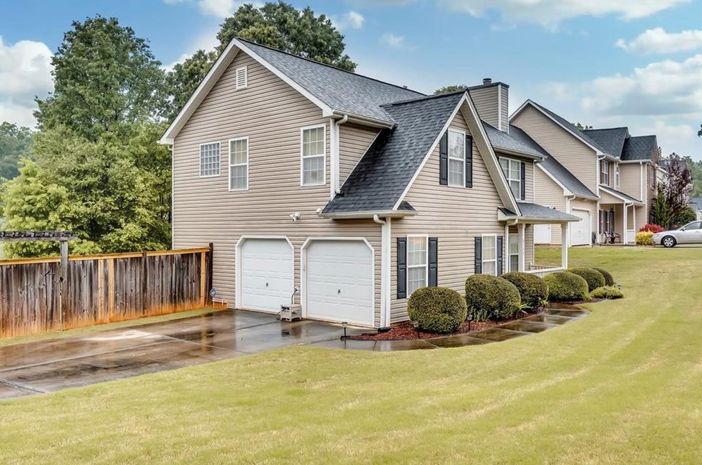 6132 Almorah Ct, Douglasville, GA 30135-4779