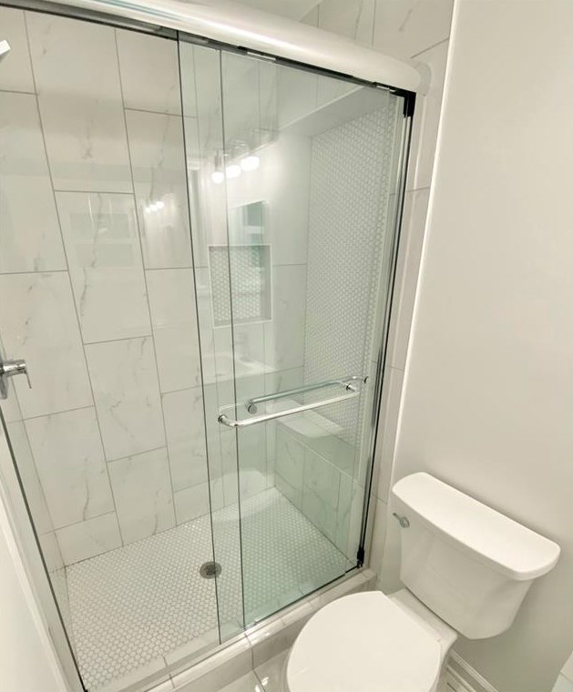 1035 Latham Rd, Decatur GA  30033-4212 exterior