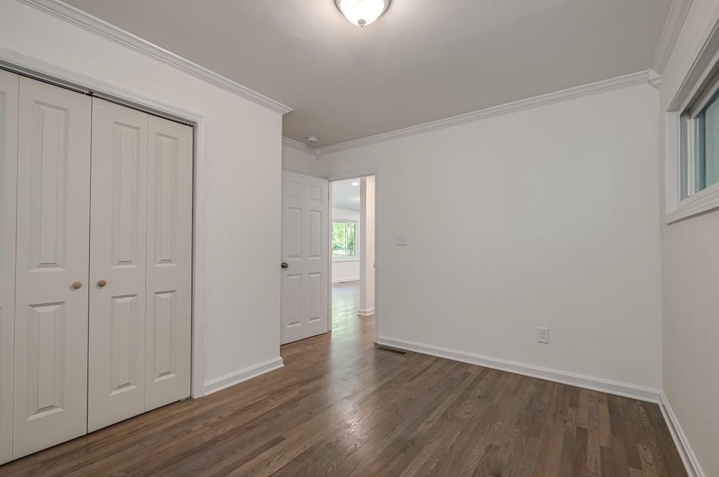 1035 Latham Rd, Decatur GA  30033-4212 exterior