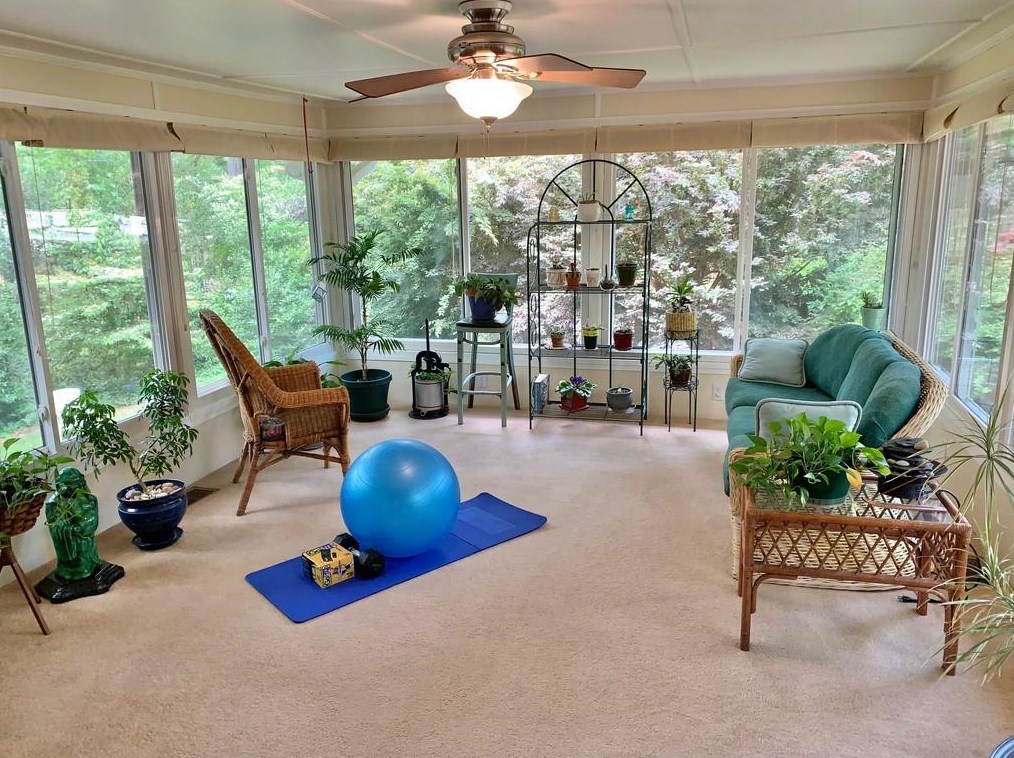 2529 Warwick Cir, Atlanta GA  30345-1631 exterior