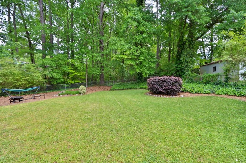 3469 Navaho Trl, Smyrna GA  30080-4507 exterior