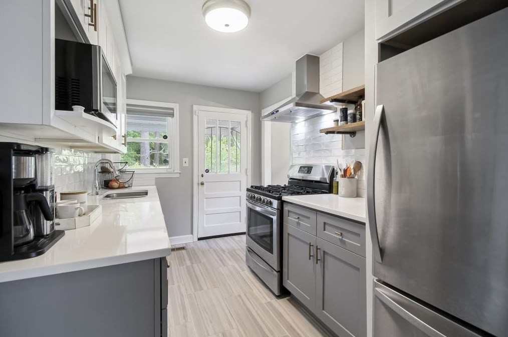 1280 Peachcrest Rd, Decatur GA  30032-2517 exterior