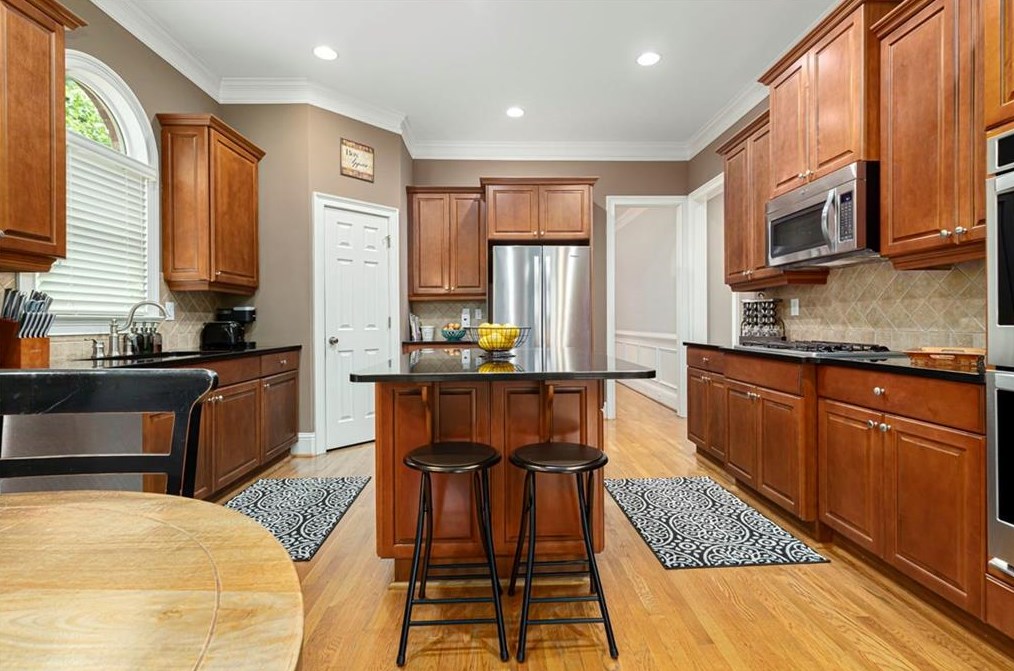 4100 Barnes Meadow Rd, Smyrna GA  30082-3537 exterior