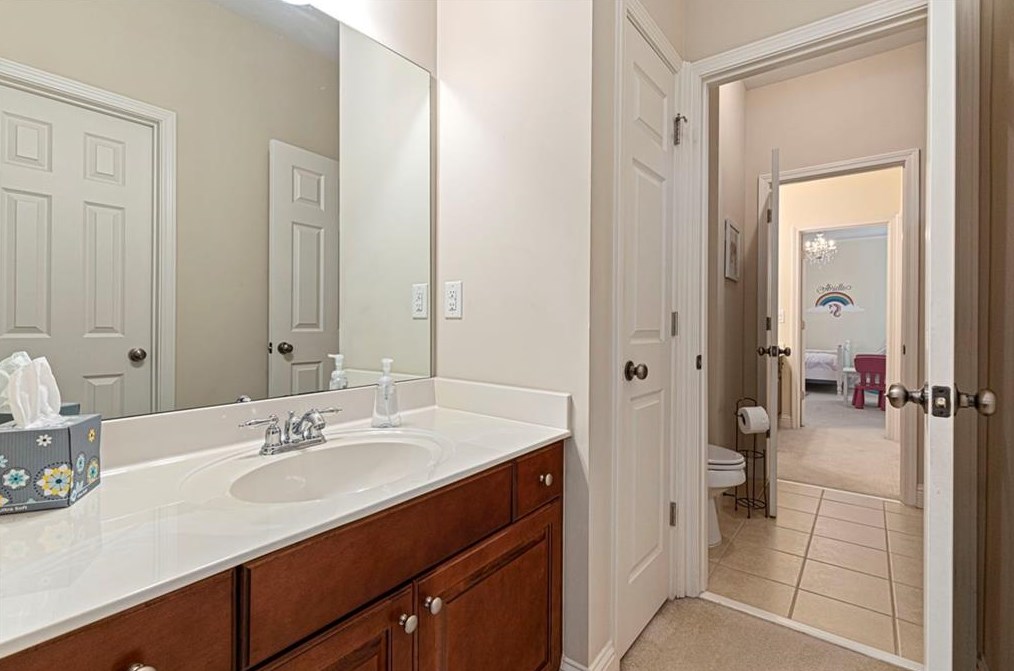 4100 Barnes Meadow Rd, Smyrna GA  30082-3537 exterior