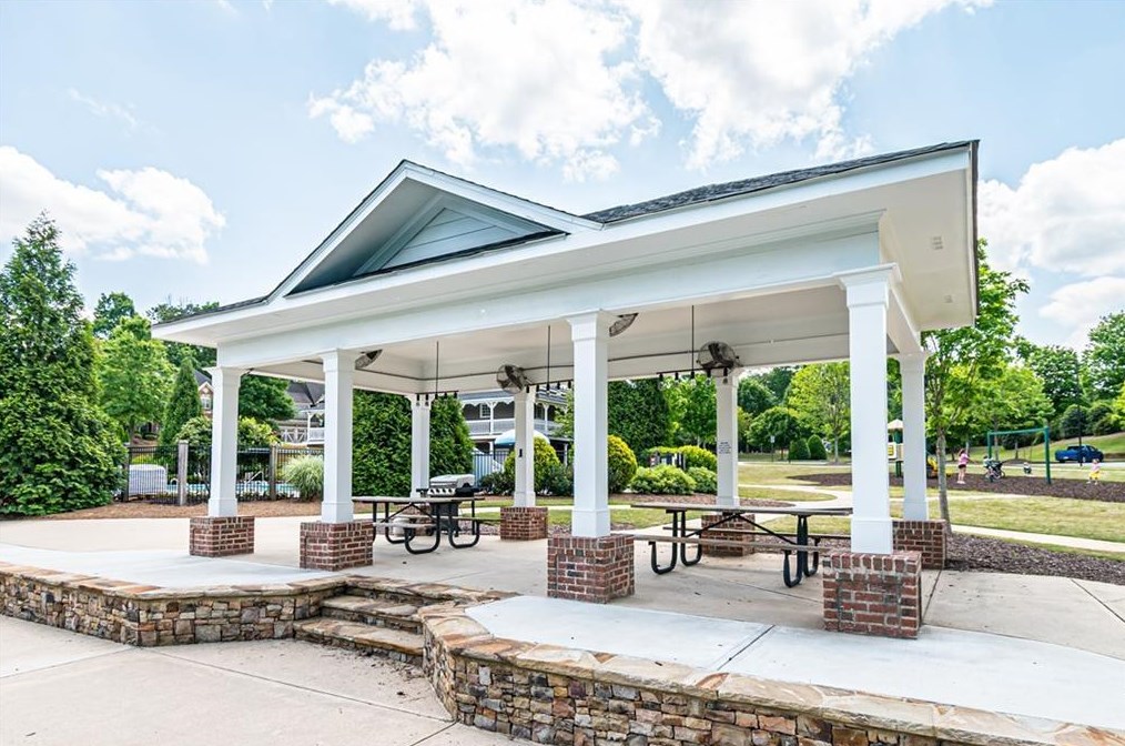 4100 Barnes Meadow Rd, Smyrna GA  30082-3537 exterior