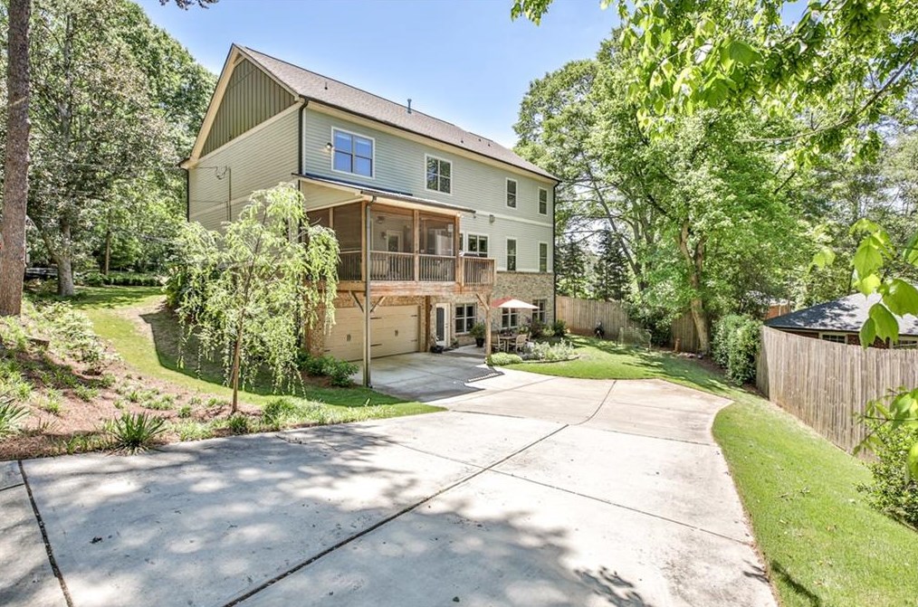 801 Candler St, Decatur GA  30030-4403 exterior