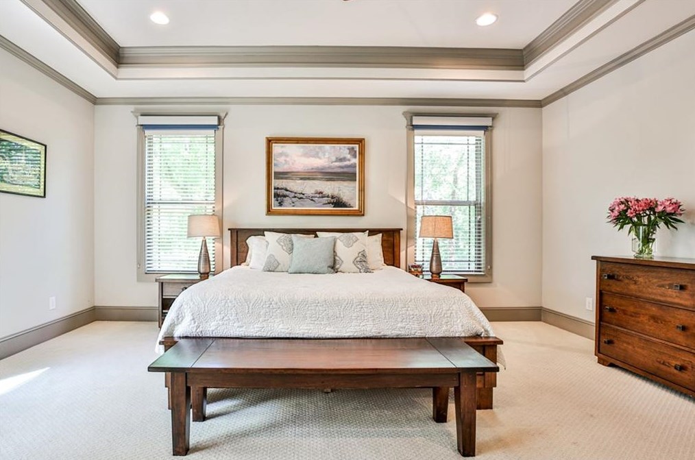 801 Candler St, Decatur GA  30030-4403 exterior