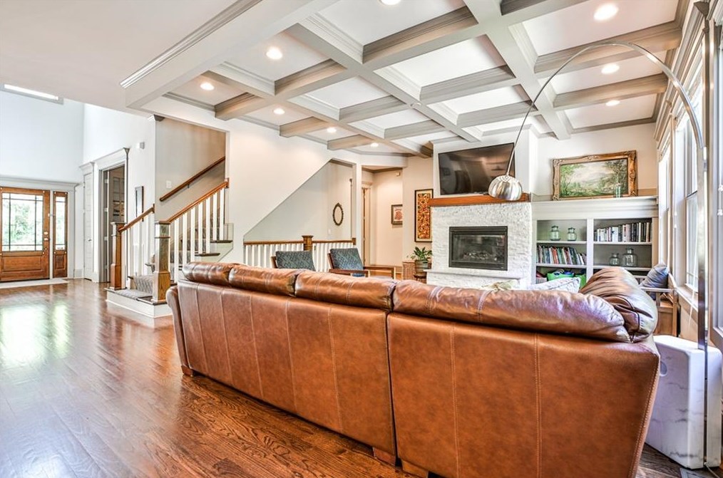 801 Candler St, Decatur GA  30030-4403 exterior