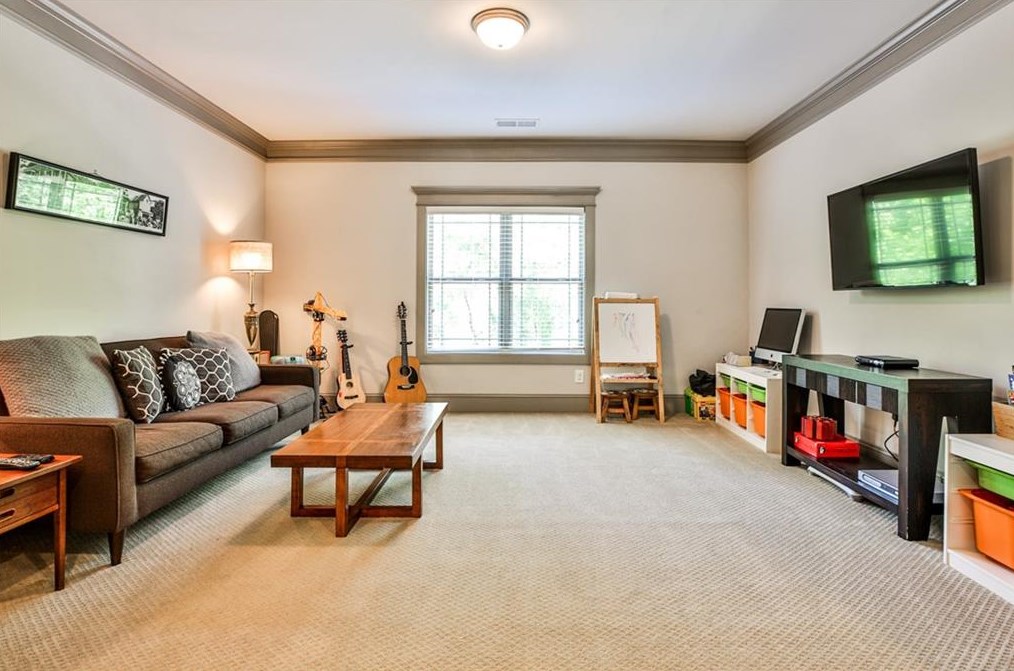 801 Candler St, Decatur GA  30030-4403 exterior