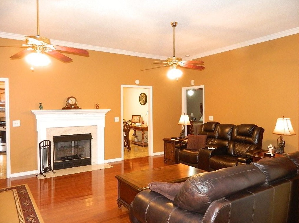 418 Calloway Cir, Rockmart, GA 30153-3591