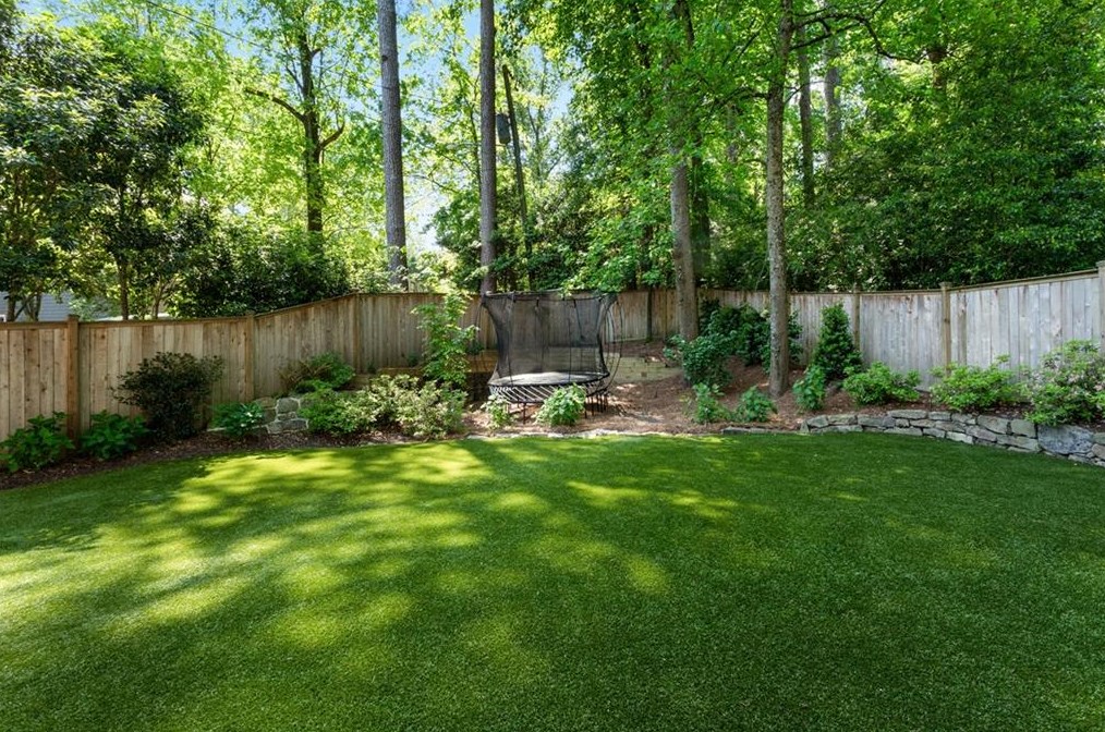 2095 Springlake Dr, Atlanta GA  30305-3917 exterior