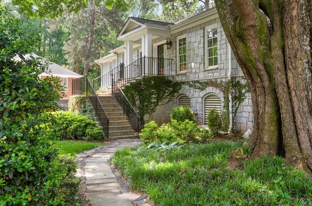 2546 Hyde Manor Dr Nw, Atlanta, GA 30327
