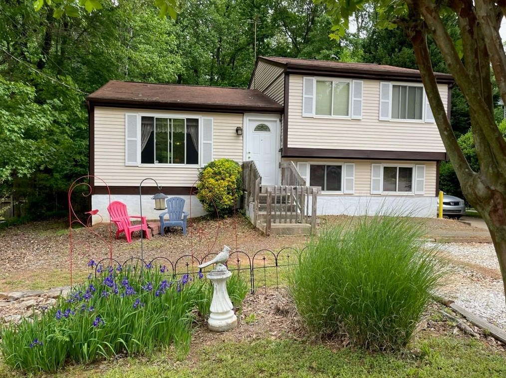 4608 Midridge Dr, Norcross, GA 30093-4725