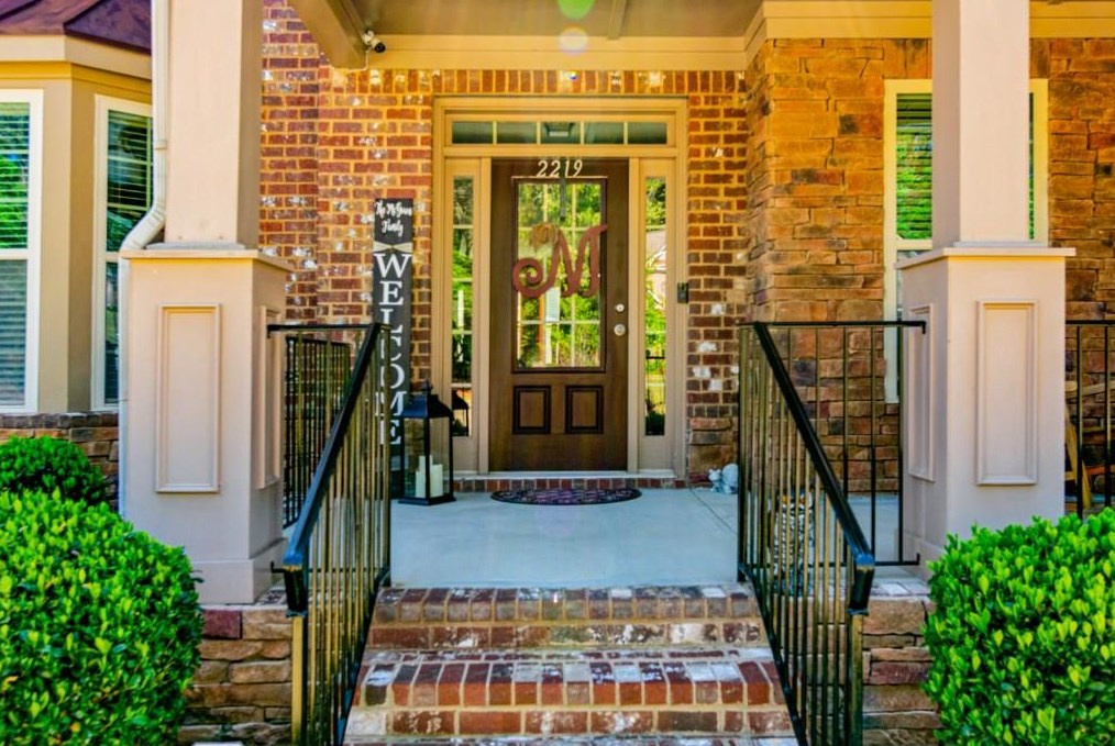 2219 Caledonia Dr, Lawrenceville GA 30045-3597 exterior
