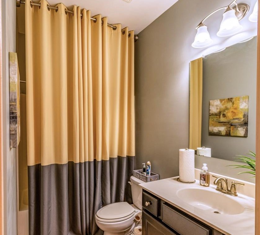 2219 Caledonia Dr, Lawrenceville GA 30045-3597 exterior