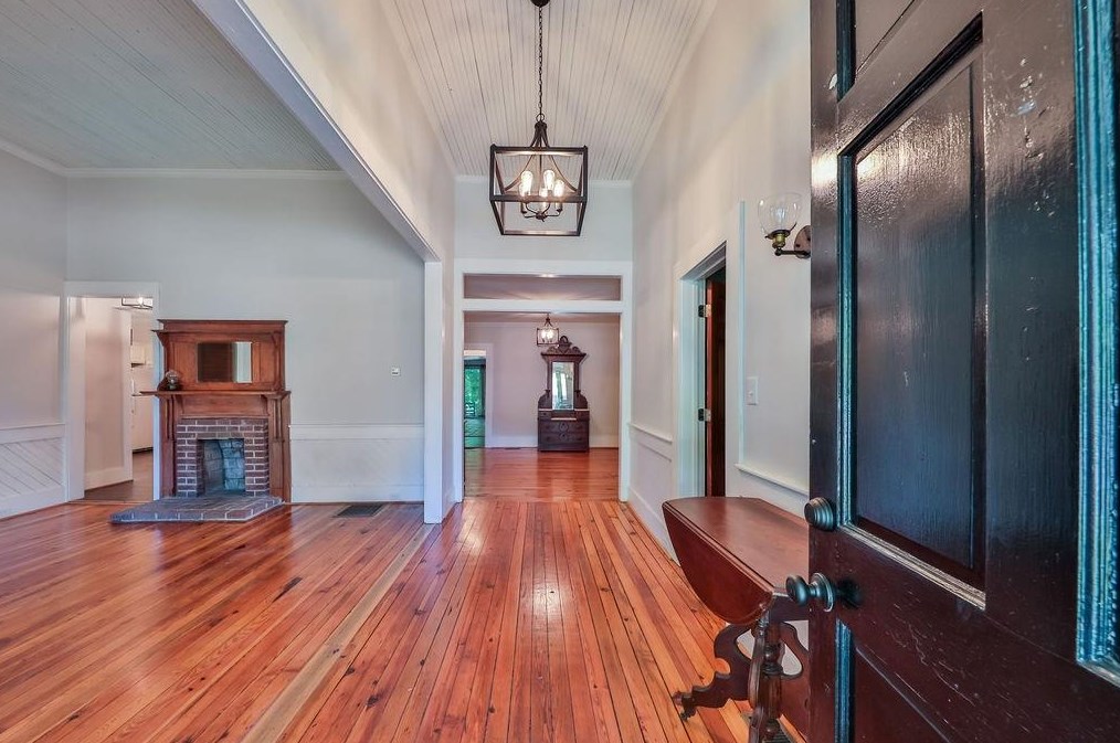 119 Foster Ave, Dallas, GA 30132-4826