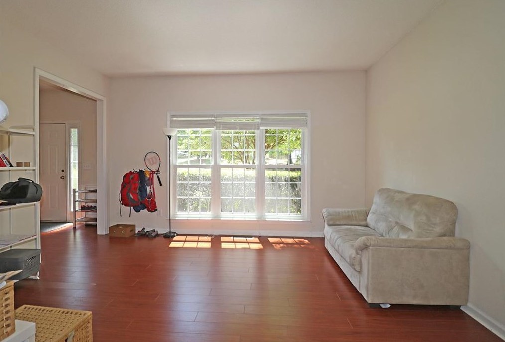 395 Leatherman Ct, Alpharetta, GA 30005-2549