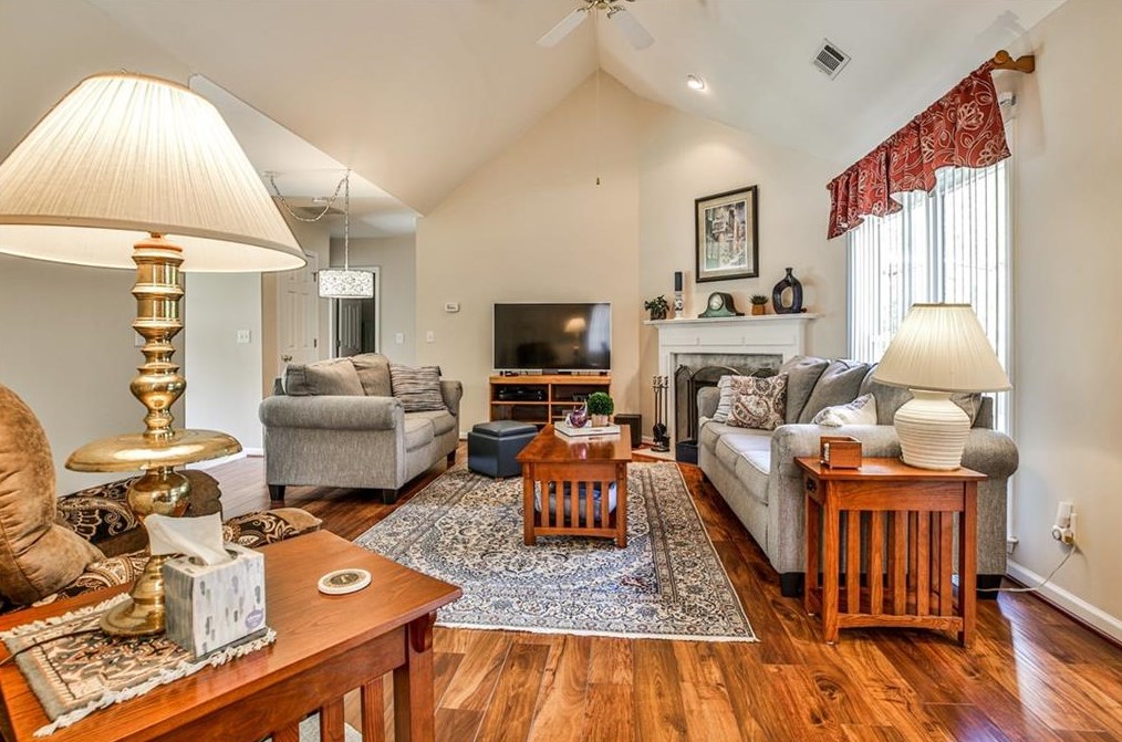 1440 Sassafras Ln, Cumming, GA 30041-6595