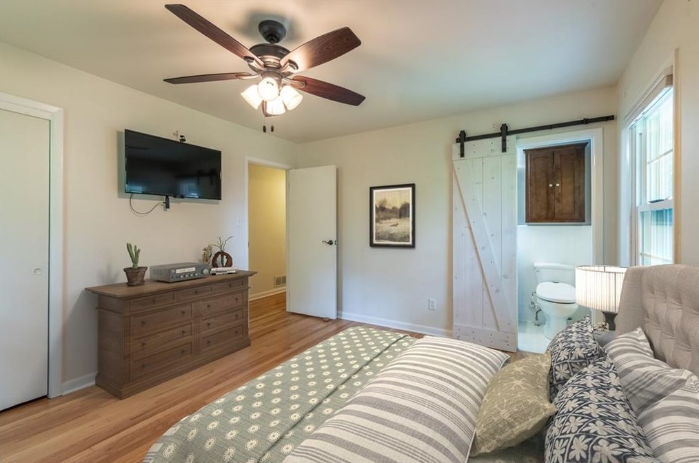 4391 King Valley Dr, Smyrna GA  30082-4226 exterior