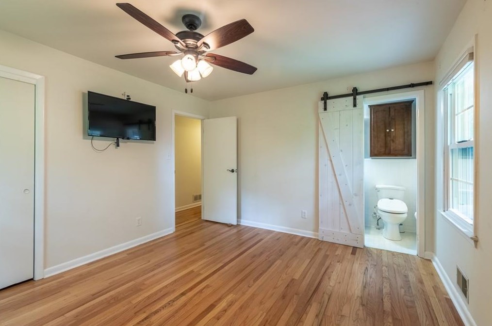 4391 King Valley Dr, Smyrna GA  30082-4226 exterior