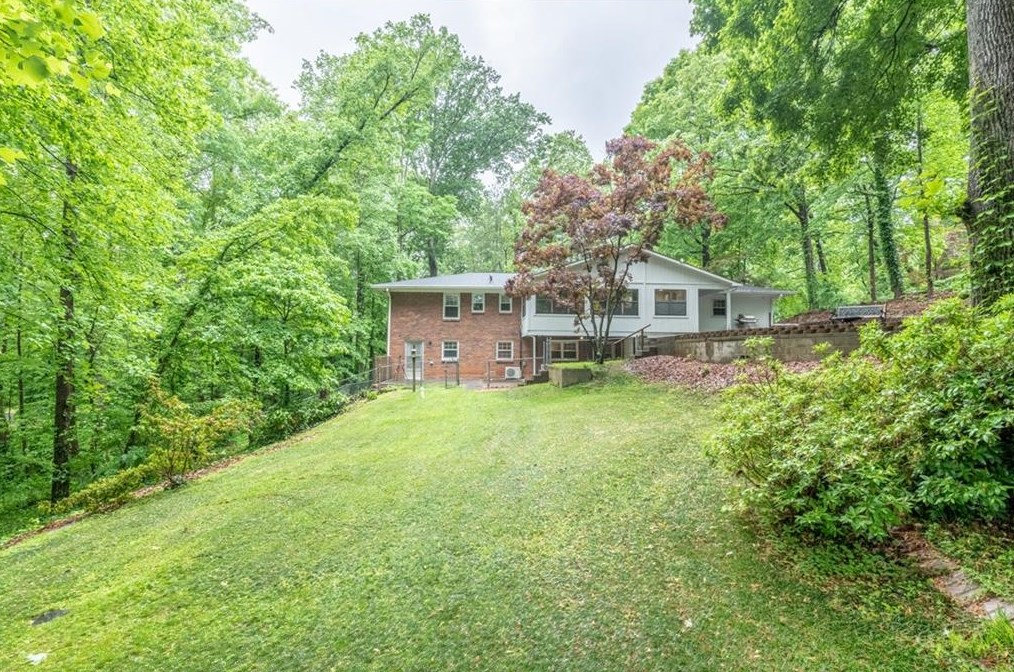 4391 King Valley Dr, Smyrna GA  30082-4226 exterior