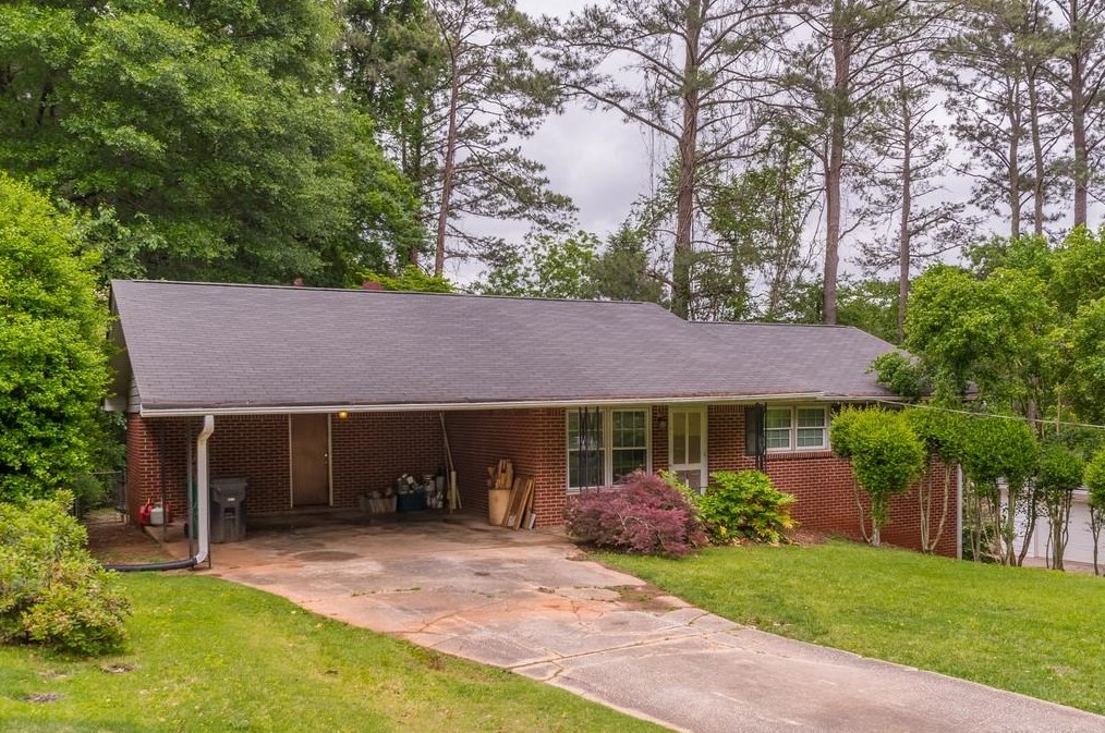2830 Concord Dr, Decatur, GA 30033-5011