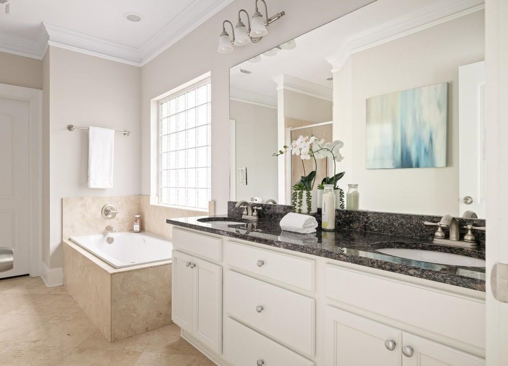 103 Candler Pointe Way, Decatur GA  30030-4400 exterior